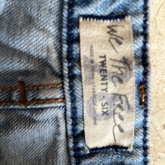 We the Free Distressed Light Wash Mini Jean Skirt 26 Button Fly Raw Hem Cotton - Picture 2 of 3